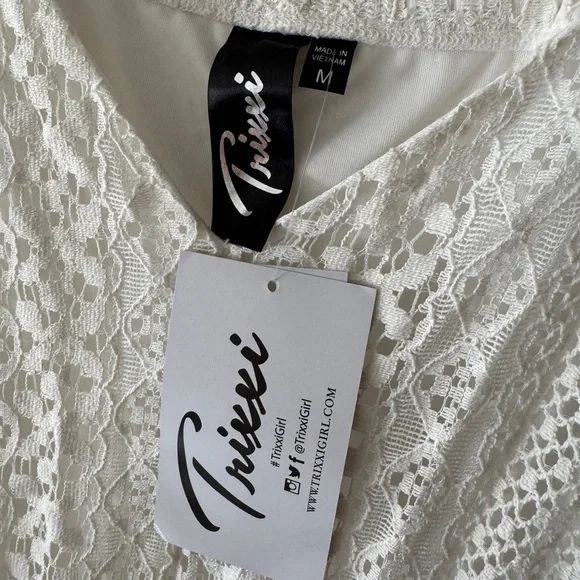 NEW!! Trixxi White Lace V Neck Midi Dress Adorable Tassel Fringe Detail - Picture 6 of 7